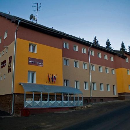 Hotel Star 4,5 Лоучна-под-Кліновцем Екстер'єр фото