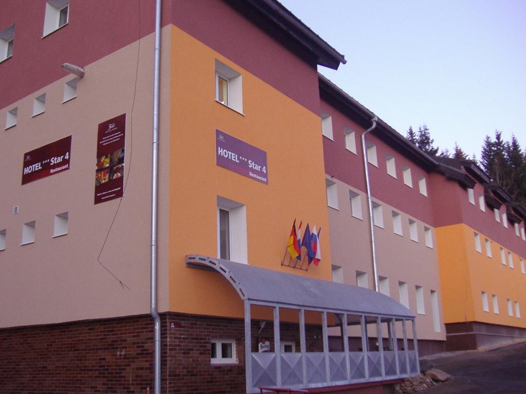 Hotel Star 4,5 Лоучна-под-Кліновцем Екстер'єр фото